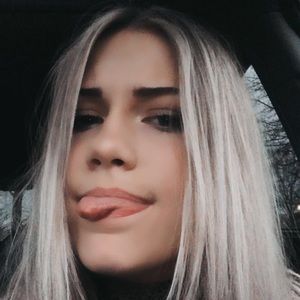 Meet your Posher, Bella